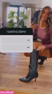 Claudia Magnabosco [ claudia-magnabosco ] - Should replicate this video but with a 💨? Dm if your interested