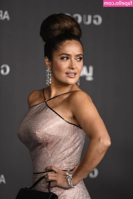 Salma Hayek [ salma-hayek ] - I ll be your extra sweet dessert