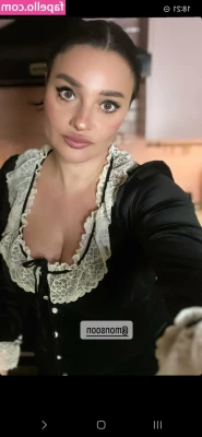 Gizzi Erskine - Jiggle jiggle