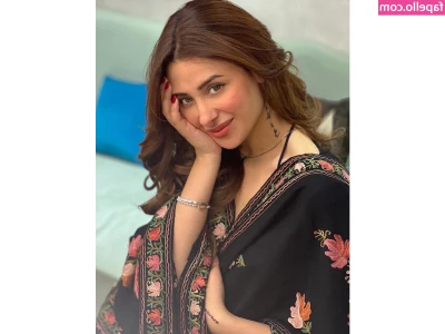 Mahira Sharma [ mahira-sharma ] - I hope you are having a lovely day sexy man! 🩷🩷🥰