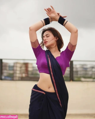 Mahira Sharma [ mahira-sharma ] - God you all make me so happy