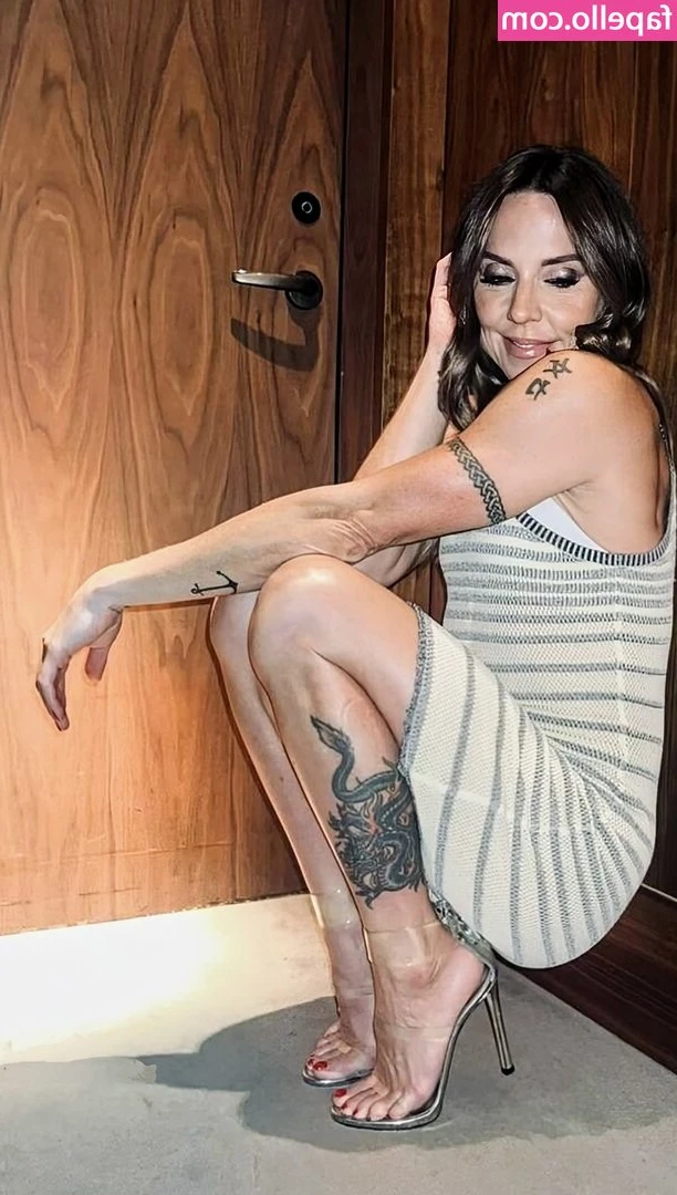 Melanie Chisholm [ melanie-chisholm ] - Daddy wanna fuck me? 😛🤤