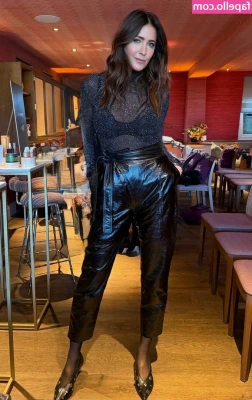 Lisa Snowdon [ lisa-snowdon ] - Thank you all for making my birthday extra special this year 🥳💋