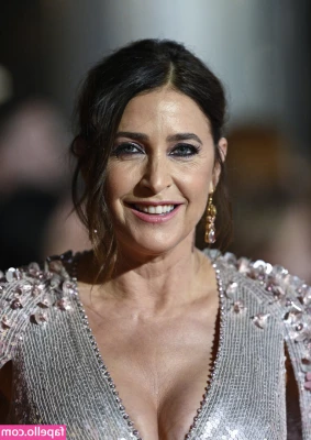 Lisa Snowdon [ lisa-snowdon ] - กำล งต ดคล ปใหม ให อย นะคะ