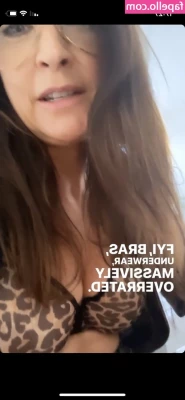 Lisa Snowdon [ lisa-snowdon ] - I know  you re looking at me because you also want to misbehave like