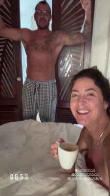 Lisa Snowdon [ lisa-snowdon ] - Anyone wanting customs made or pics videos   sexting   dick ratings