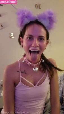 lilbuttlex - Feeling cheeky this afternoon