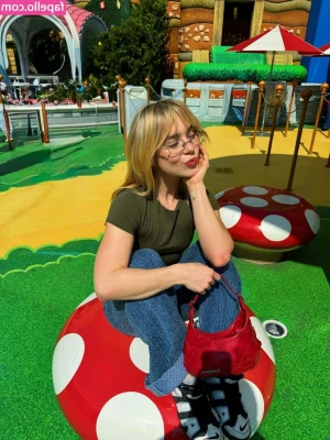 Clara Galle [ clara-galle ] - hey yall!! i noticed many of you didnt see last weeks video, and i
