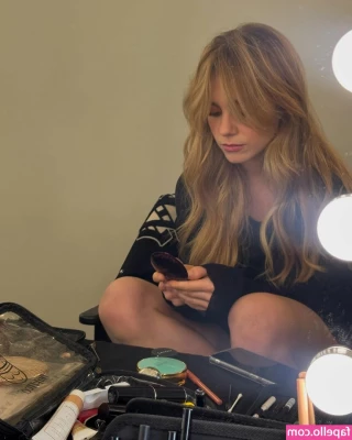 Clara Galle [ clara-galle ] - I Squirted so hard in the car today, had to be Quiet because there