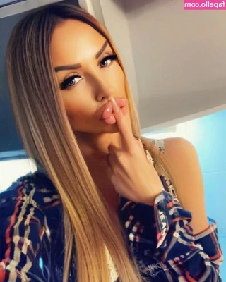 vladalalle - Who wants me to sit on their face? 😌 tip this post if you wanna