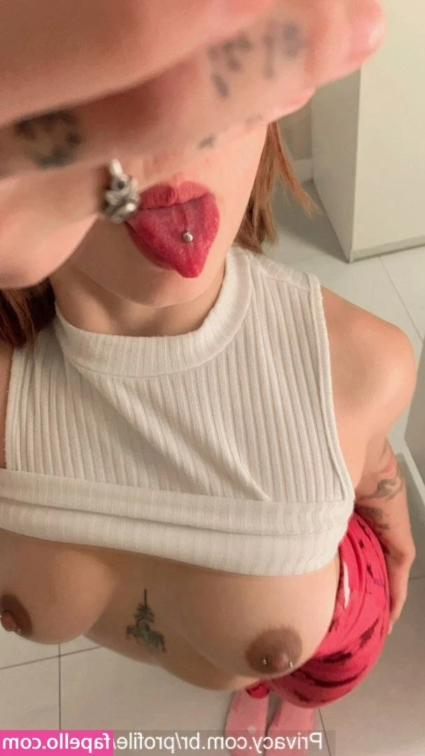 Nayana Silva [ nayana-silva ] - Get kissing~ 💋