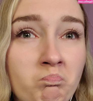 Mirandalorian - Morning babes - Suck my Grapes 🍇