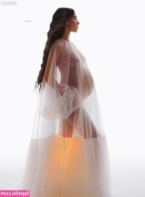 Aurora Ramazzotti [ aurora-ramazzotti ] - Here’s a bundle