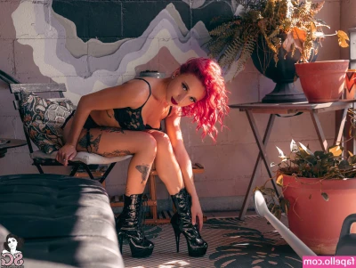 Julz.Implied [ julz-implied ] - Any volunteers to be my throat slave? 😈
