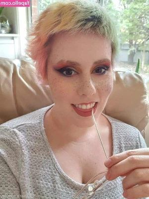qinara_shadowfoot [ qinara-shadowfoot ] - what my last vid did to my pussy 🥵