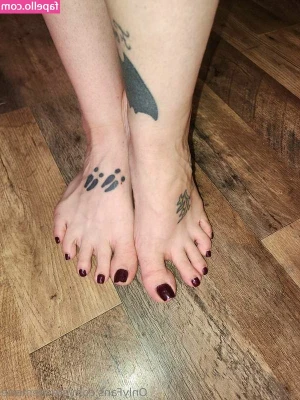 Stevee Marie [ stevee-marie ] - So many of you requested to see me jumping on the trampoline in these