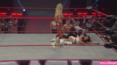 Mickie James [ mickie-james ] - How the morning started ☀️