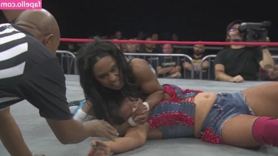 Mickie James [ mickie-james ] - 𝗣𝗟𝗘𝗔𝗦𝗜𝗡𝗚 𝗠𝗬 𝗪𝗔𝗥𝗠