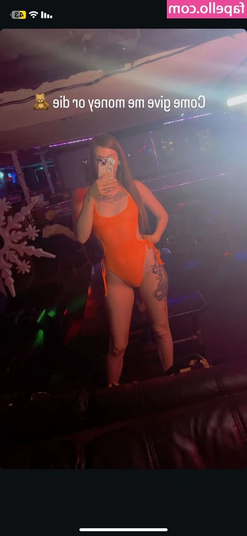 ravenalisonxox - Working on customs today and tomorrow. DM me if you want in 💕💦