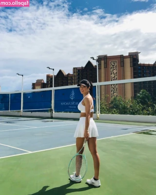 Jacqueline Chapman [ jacqueline-chapman ] - Might as well give ya a lil' twirl 😋 Peep the shirt! That's my