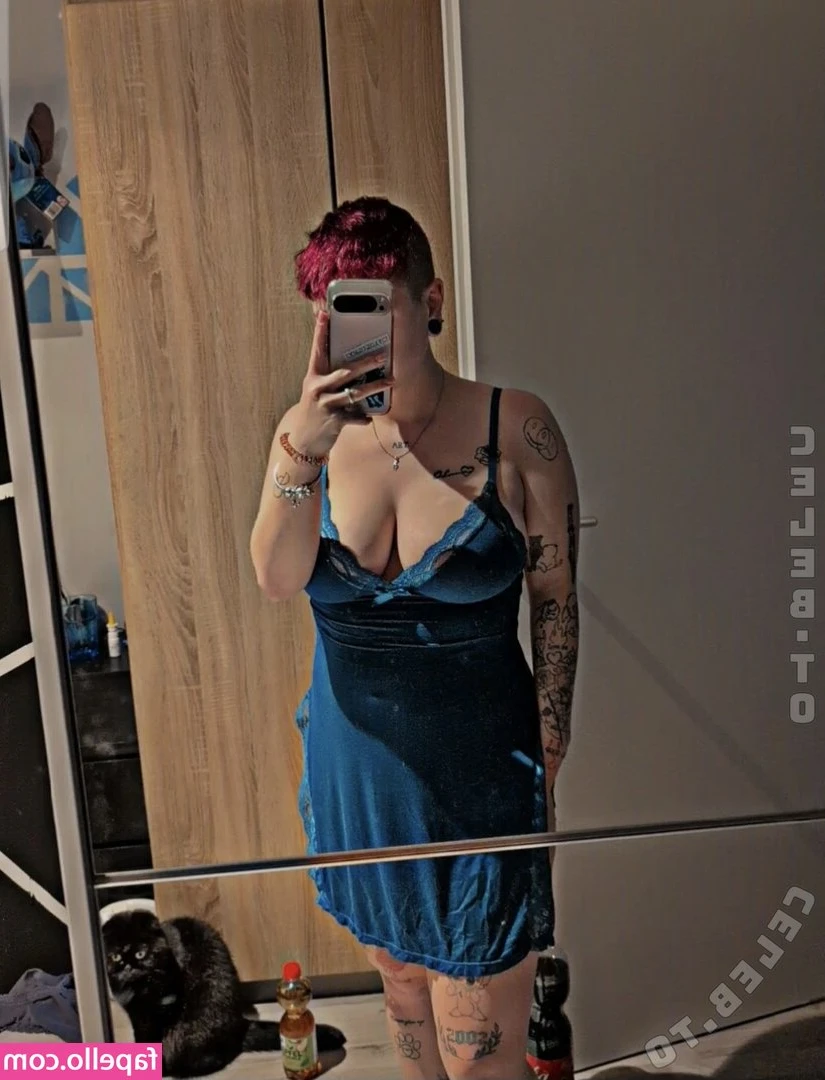Hardcoregirl - So wet this morning