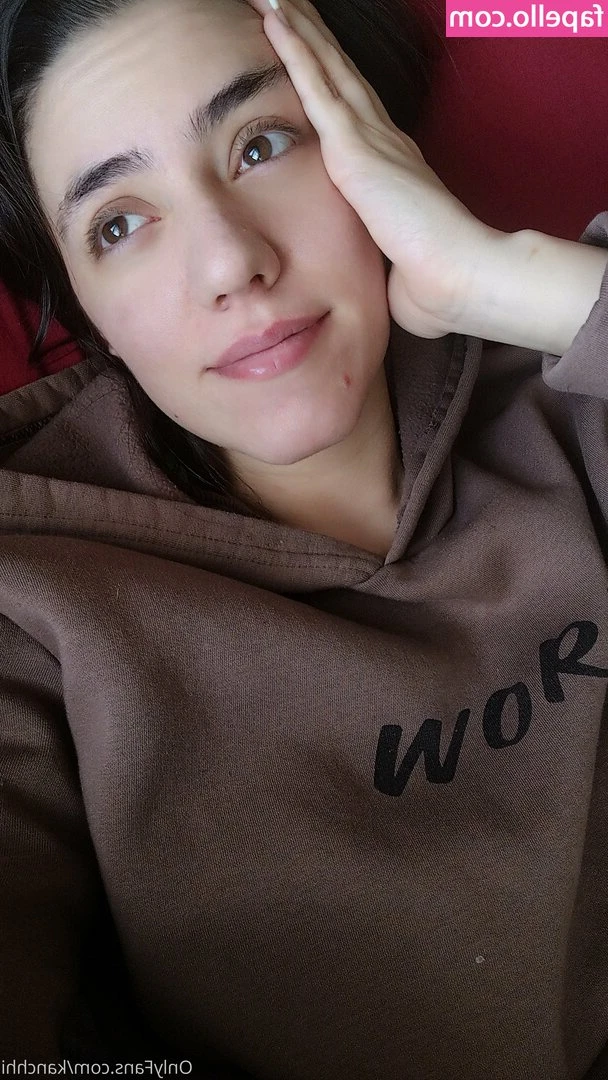 kanchhi [ kanchhi-1 ] - Almost Valentine’s Day and time to spoil your favourite model 🥰