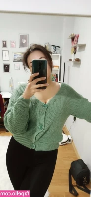 kanchhi [ kanchhi-1 ] - I'm lying in front of you and squeezing😲🤤 my bare