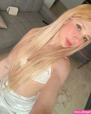Jennifer Diaz [ jennifer-diaz ] - Blue jean baby