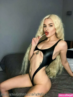 juicy_lust [ juicy-lust ] - What’s everyone up too today? 🥰