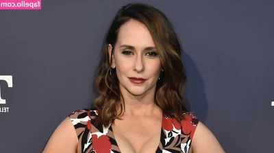 Jennifer Lovehewitt [ jennifer-lovehewitt ] - making love 🥰