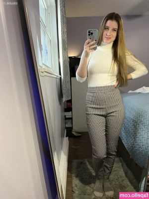 Melody Katt [ melody-katt ] - This delicious video for only 9usd! Tip me and I will send it on DM.