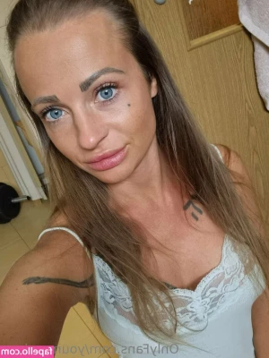 yourmonicaa - wanna play?