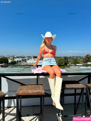 Haliey Welch [ haliey-welch ] - 58 days til my birthday