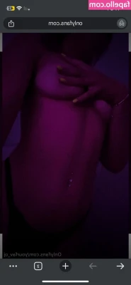 yourfav_oj [ yourfav-oj ] - A sensual video where I give @rexjonesxxx a handjob while dirty