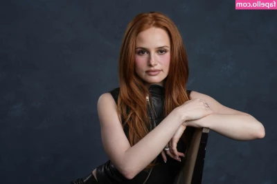 Madelaine Petsch [ madelaine-petsch-1 ] - Getting my hands and feet done tomorrow… any or use wanna pay?🥺