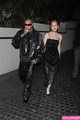 Madelaine Petsch [ madelaine-petsch-1 ] - Do you like to spy? My neighbors told me they hear weird noises
