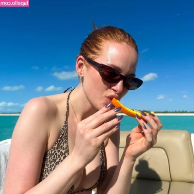 Madelaine Petsch [ madelaine-petsch-1 ] - Day two polynesian sex. Our sexual drive got built up every time we