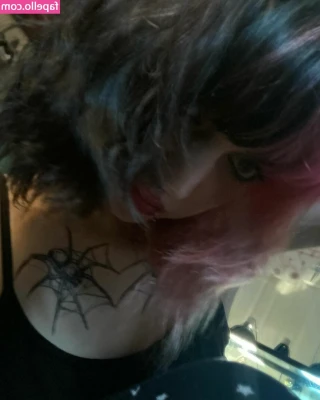 Spookypuppyy - Fuck, I haven’t felt this desirable in so long. Look at me, just