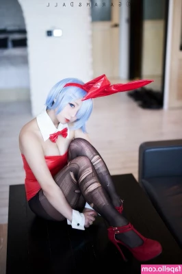 Maruemon - hope everyone has a happy new year!!