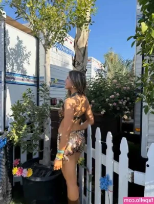 Neela Jolene [ neela-jolene ] - Free ass since I’m SUPER horny 😈