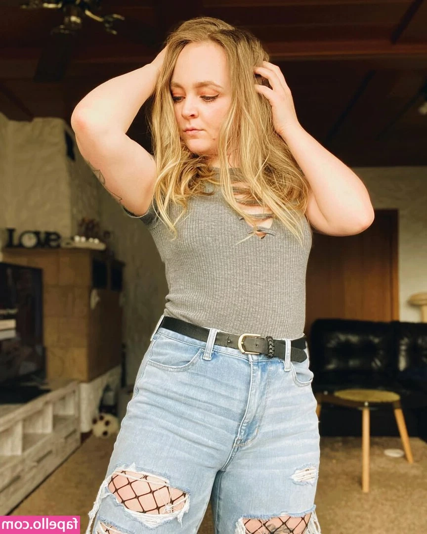 Blondieee - If only you knew how often I chat with you guys with a dick in my