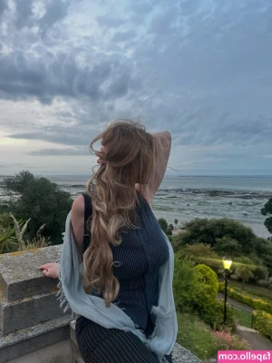Maralin [ maralin-4 ] - pinch punch first of the month... go on, I give you permission to