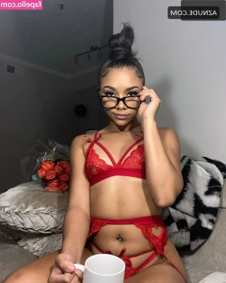Alix Lapri [ alix-lapri ] - Plush bb🖤