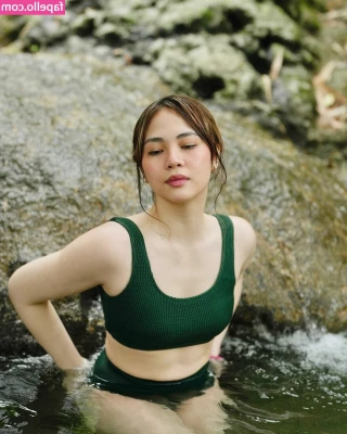 Janella Salvador [ janella-salvador ] - ୨🎀୧ -- i wanna be yours!🧂˚✰🍓 enjoy a lil taste of a
