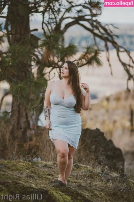 Lillias Right [ lillias-right-10 ] - Bikini