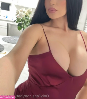 Natycutei19 - Should I even bother wearing anything?