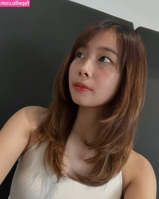 Devytha Maharani [ devytha-maharani ] - Solo or with someone? Get a custom video and let me know which kind