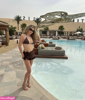 Valeriaa.fr [ valeriaa-fr ] - My pussy is so pretty in the sun❤️