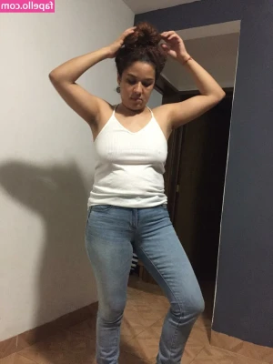 Antonela - I need a good Friday fucking 😈