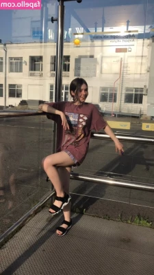 Plumpy_mage [ plumpy-mage ] - Can you identify what part of my body you re looking at    Eli